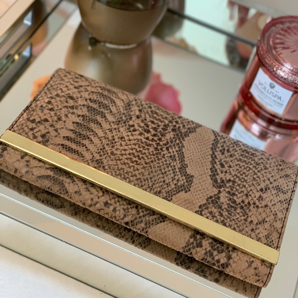 Snakeskin Clutch Gold